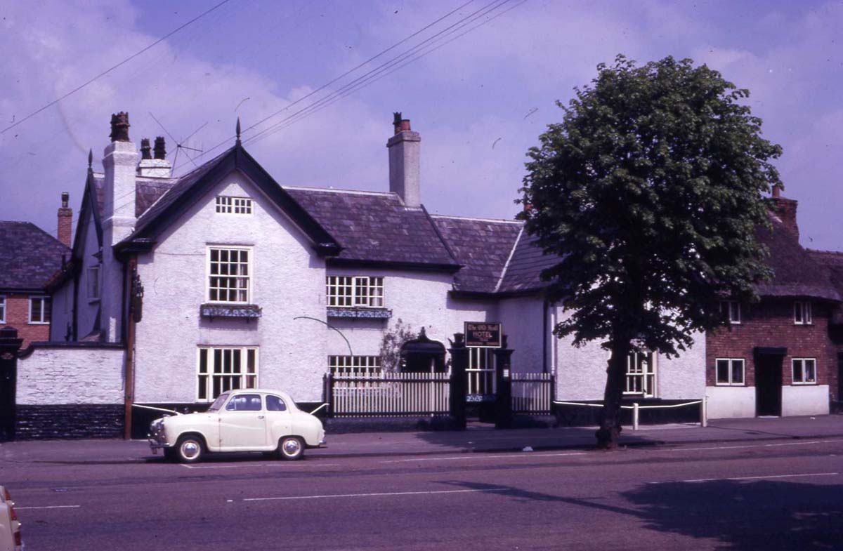 04 Old Hall Hotel Frodsham 1962.jpg